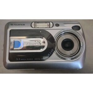 Fujifilm FinePix A330 3.2MP Digital Camera Vintage Y2K 📸✨